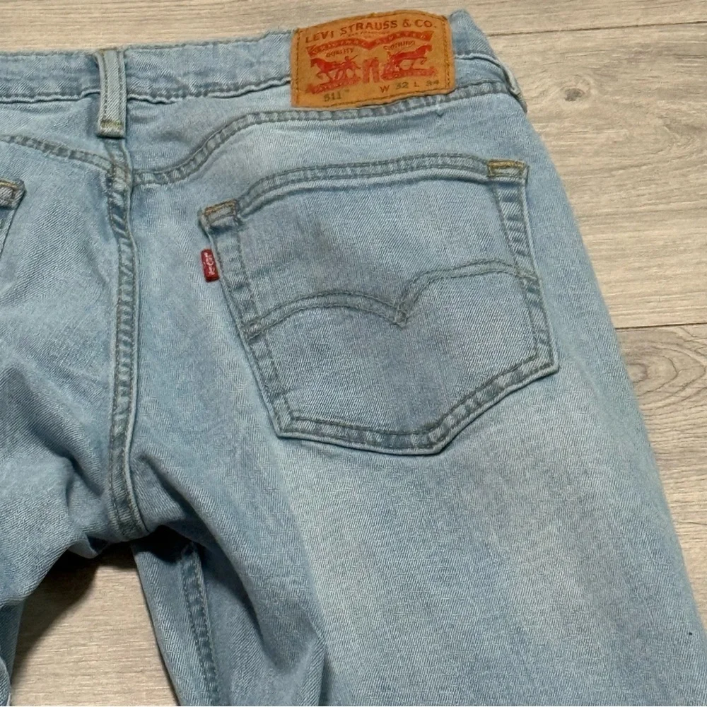 Levi’s 511 Men's Jeans‎ 32x34 light colored